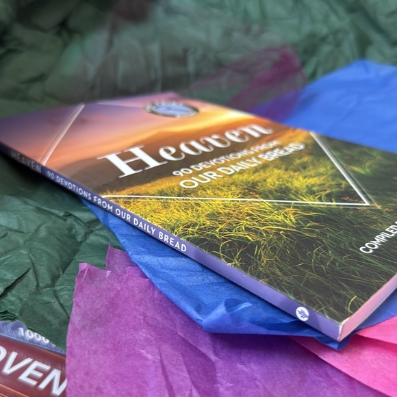 ✝️HEAVEN 90 DEVOTIONS FROM OUR DAILY BREAD - Picture 3 of 5